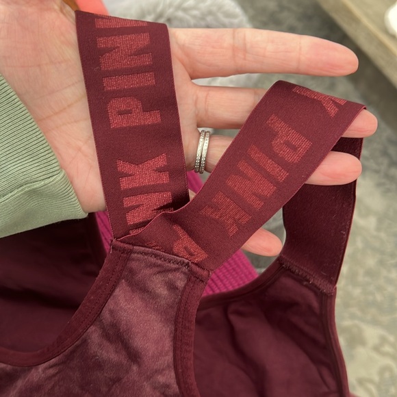 Victoria's Secret PINK SEAMLESS LEGGINGS & LIGHTLY LINED GYM RACERBACK SET - Picture 6 of 16